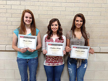 Paris High winners Sarah Mann, Madeleine Hatley & Meghan Gillean